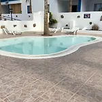 아파트 Great Location, In The Heart Of Puerto Del Carmen, Aguazul With Vv Licence 푸에르토 델 카르멘