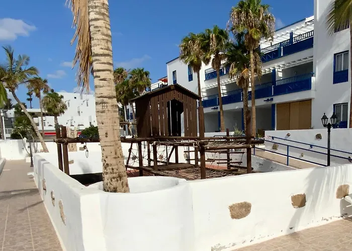 Great Location, In The Heart Of Puerto Del Carmen, Aguazul With Vv Licence