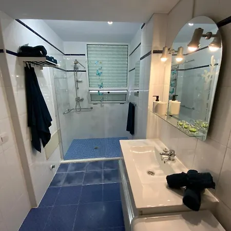 Great Location, In The Heart Of Puerto Del Carmen, Aguazul With Vv Licence *